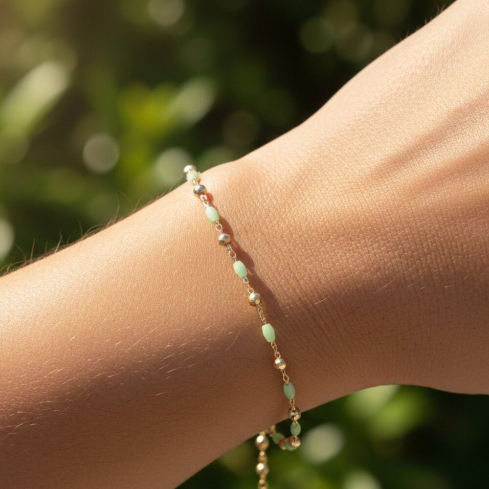 "Trendy Handmade Bracelet – A Stylish Gift for Women & Girls, MAR091152
